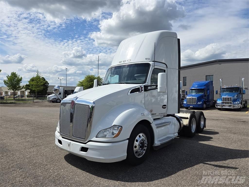 Kenworth T680 Tracteur routier