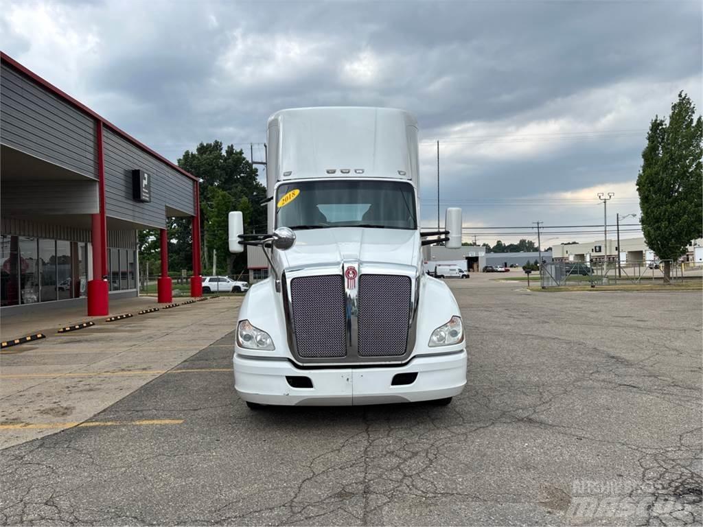 Kenworth T680 Tracteur routier