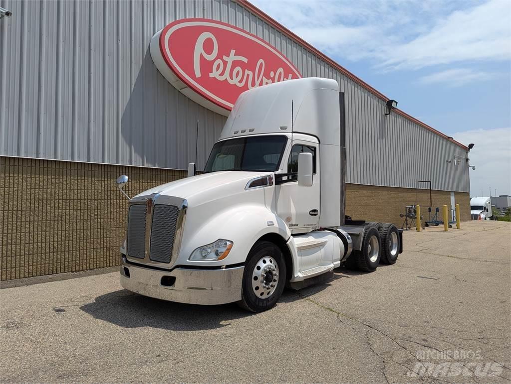 Kenworth T680 Tracteur routier
