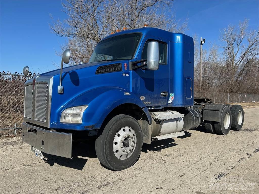 Kenworth T880 Tracteur routier