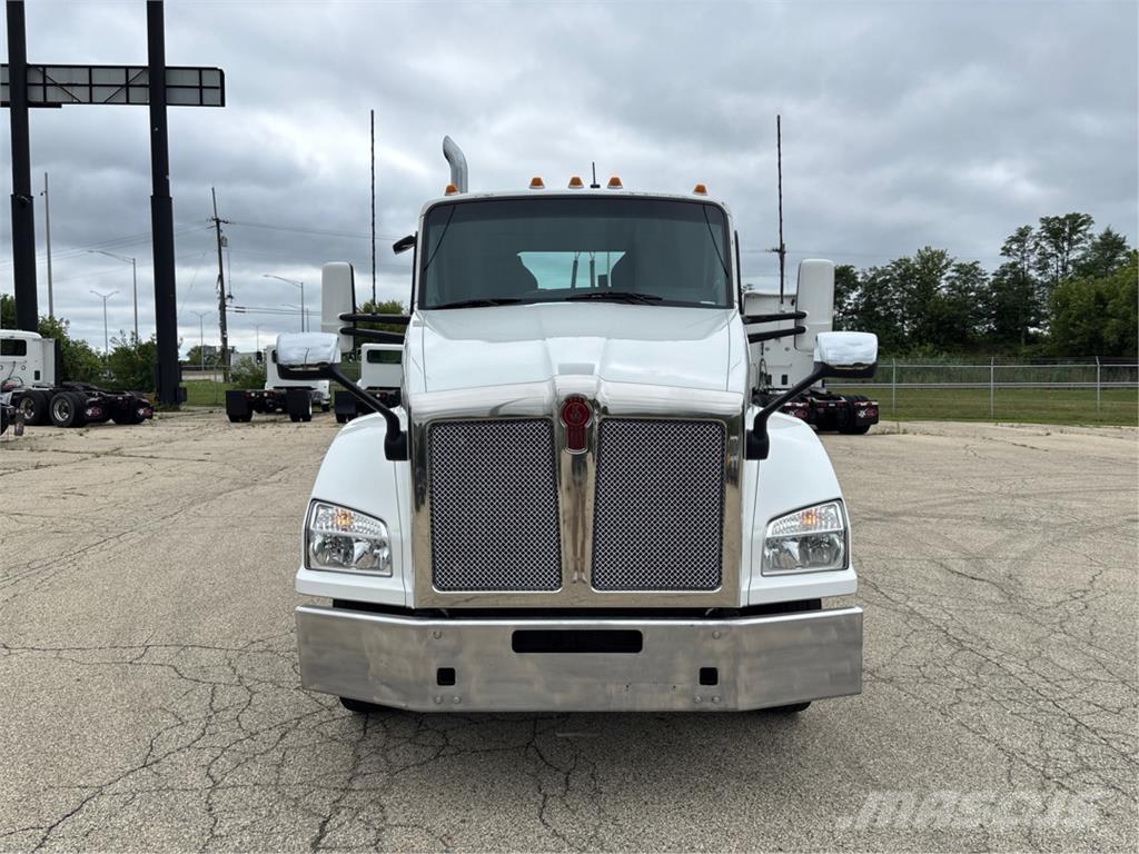 Kenworth T880 Tracteur routier