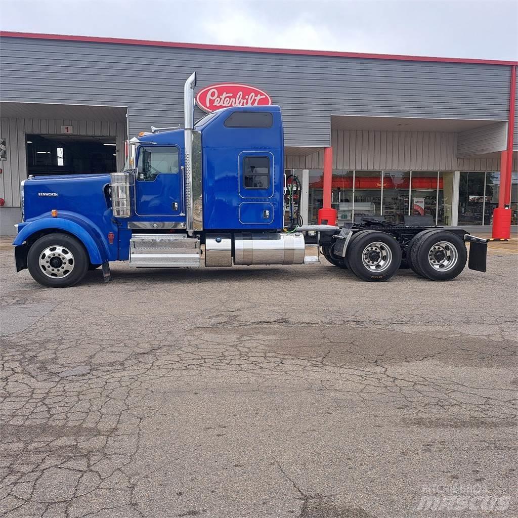 Kenworth W900 Tracteur routier