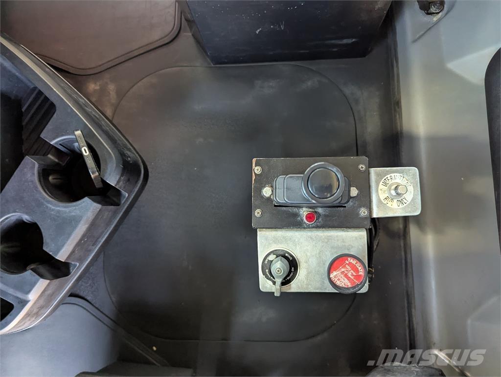 Mack GRANITE Autre camion