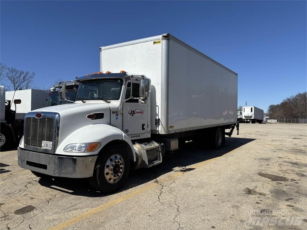 Peterbilt 337 Camion Fourgon