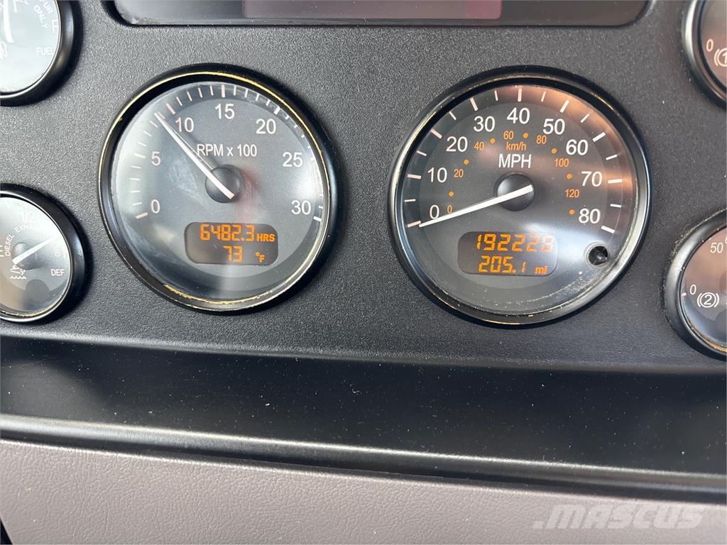 Peterbilt 337 Châssis cabine