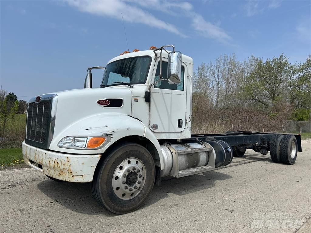 Peterbilt 337 Châssis cabine
