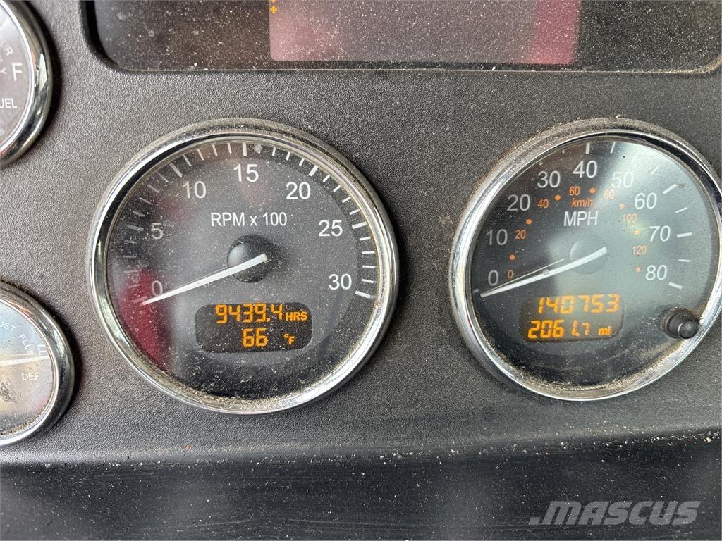 Peterbilt 337 Tracteur routier