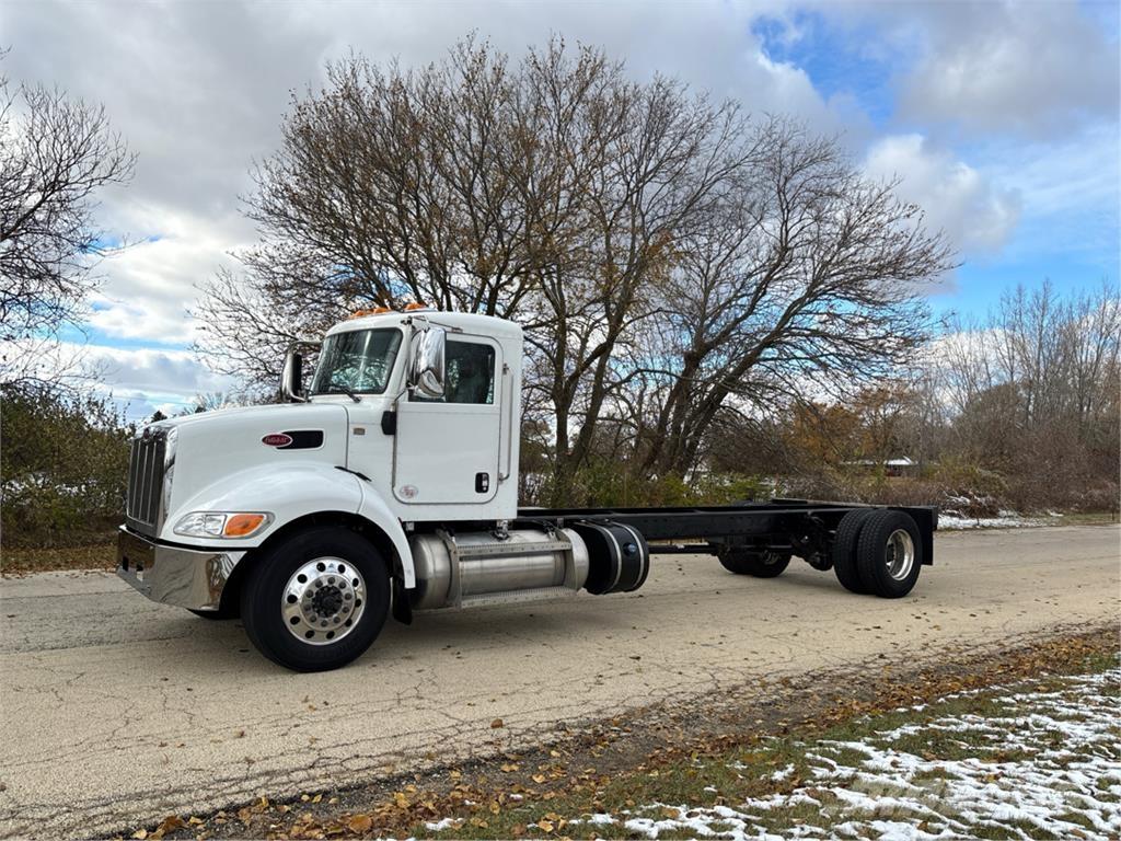 Peterbilt 337 Autre camion