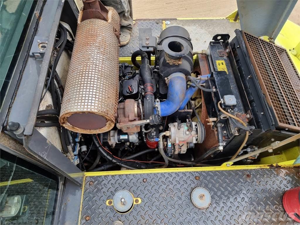 Ammann AP240 Rouleaux à pneumatiques