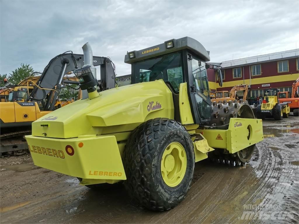 Bomag LEBREDO X 6 Rouleaux monocylindre