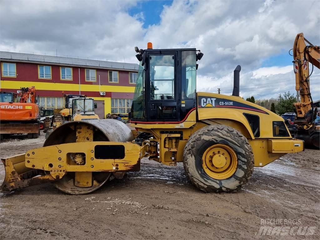 CAT CS 563E Rouleaux monocylindre