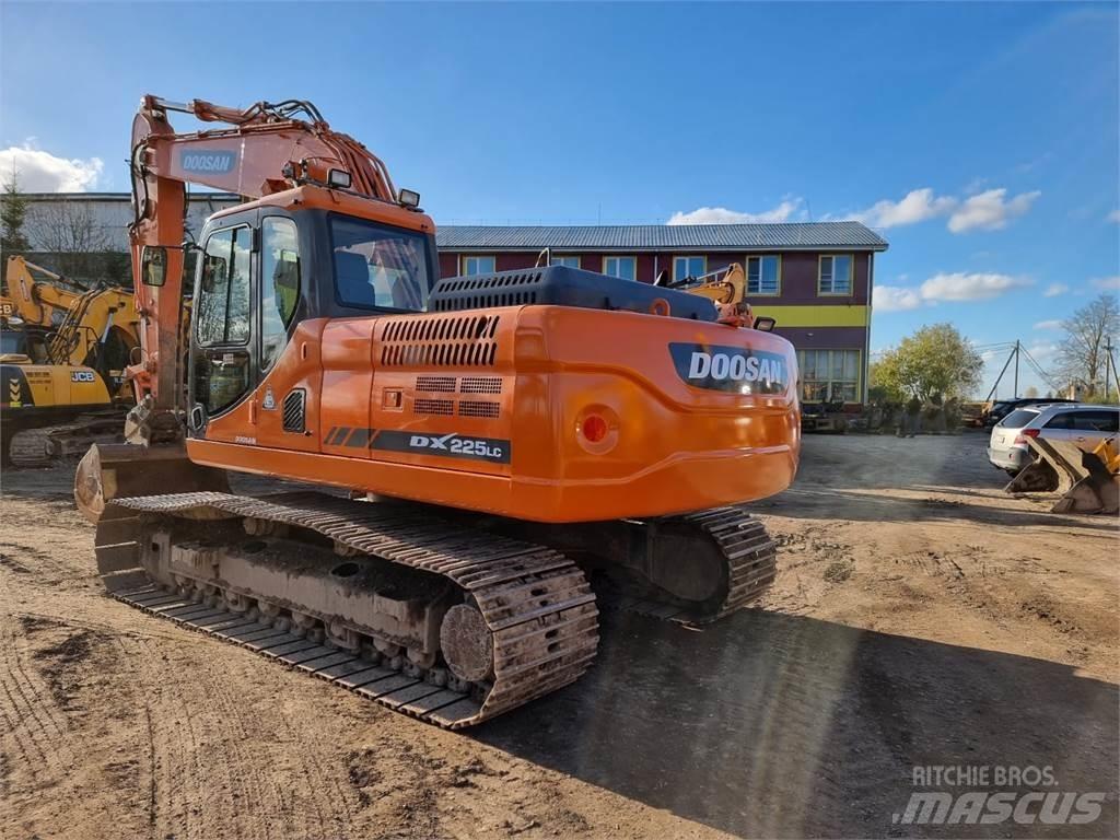 Doosan DX 225LC-3 Pelle sur chenilles