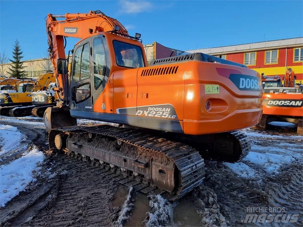 Doosan DX225LC Pelle sur chenilles