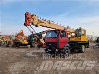 MAZ 533731 Grues tout terrain