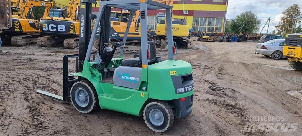 Mitsubishi FD20 Chariots diesel