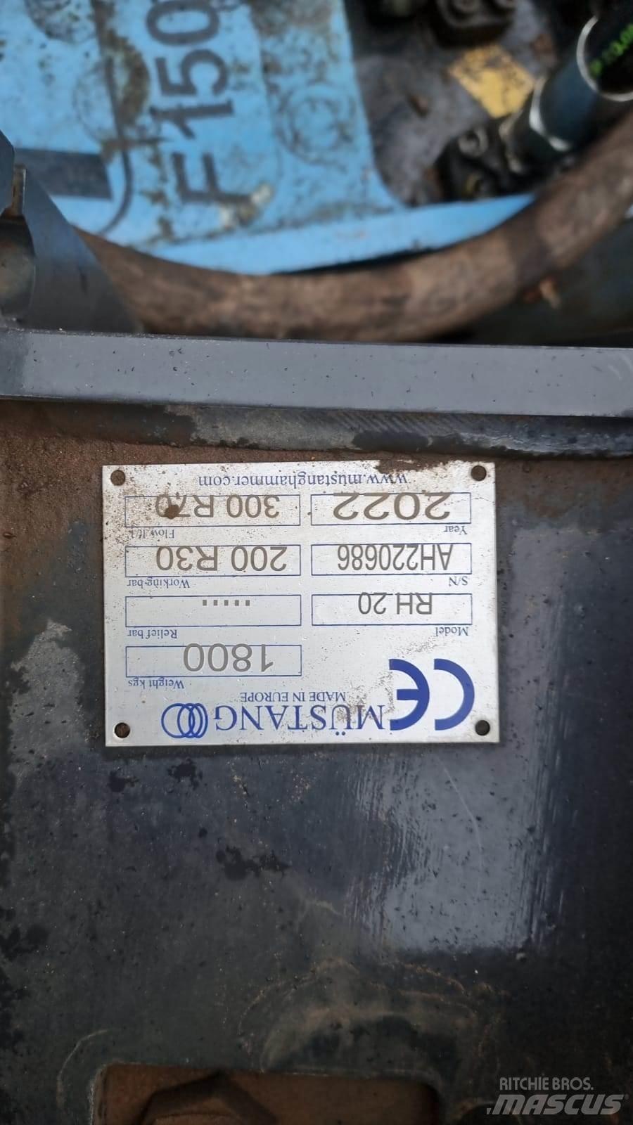 Mustang RH20 Marteau hydraulique