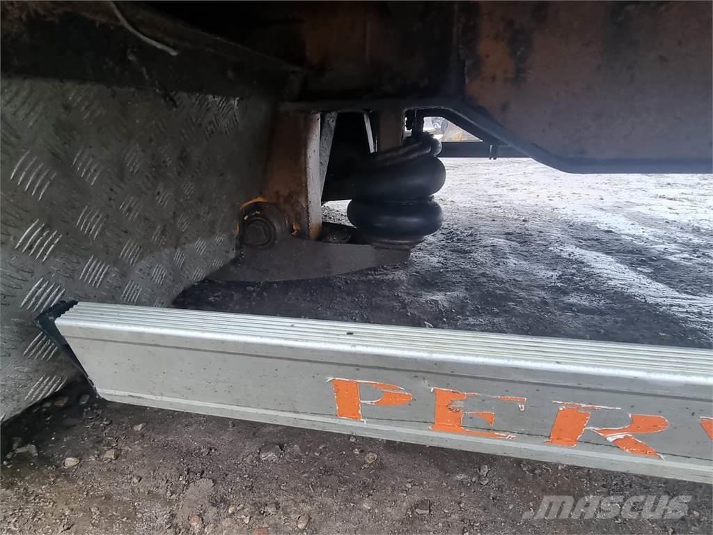 Wielton NJ 32MB Semi remorque surbaissée