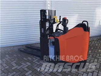 BT SPE200DN Gerbeur accompagnant