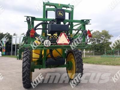 John Deere 740/21M Pulvérisateurs traînés