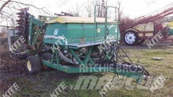 John Deere 740A Semoir