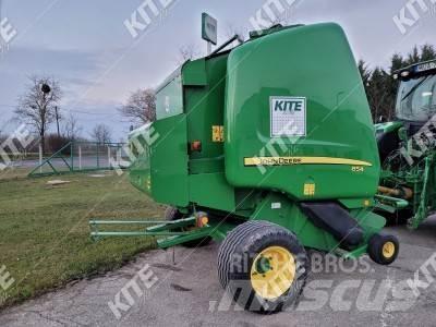John Deere 854 Presse à balle ronde