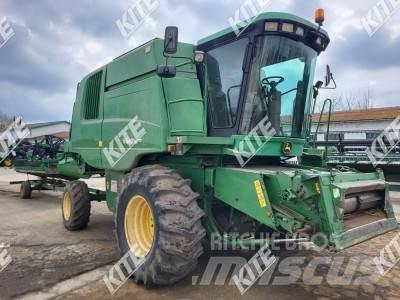 John Deere 9540 WTS 2WD Moissonneuse batteuse