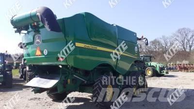 John Deere S680i 4WD Moissonneuse batteuse