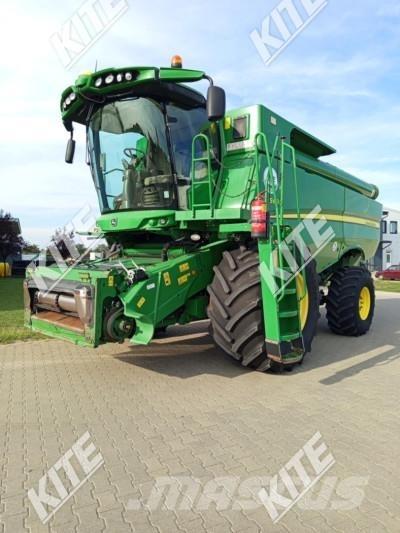 John Deere S690 Moissonneuse batteuse