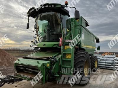 John Deere T660 Moissonneuse batteuse