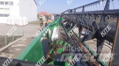 John Deere W540 2WD Moissonneuse batteuse