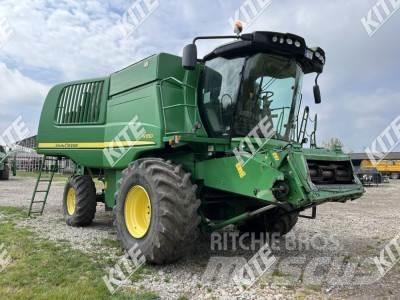 John Deere W650 Moissonneuse batteuse