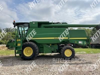 John Deere W650 Moissonneuse batteuse