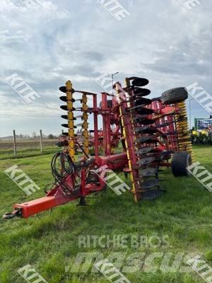 Väderstad TopDown 600 Déchaumeur, cultivateur