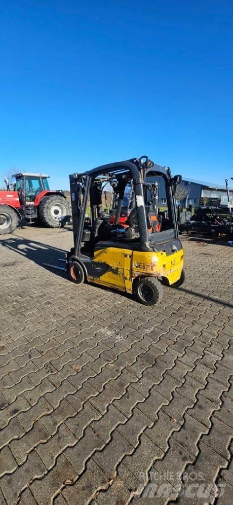 Linde E 16 P-02 Chariots élévateurs électriques
