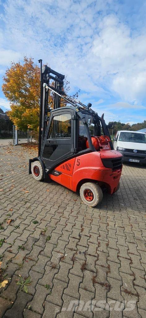 Linde H 30 T-02 Chariots GPL