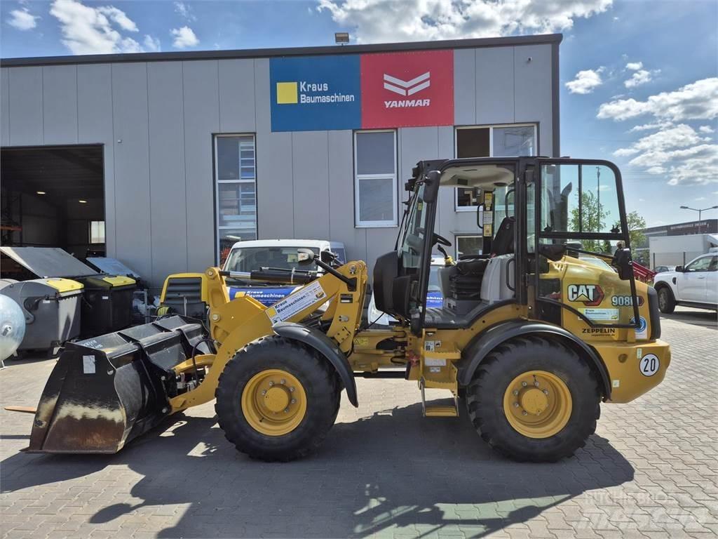 CAT 908 M Chargeuse sur pneus