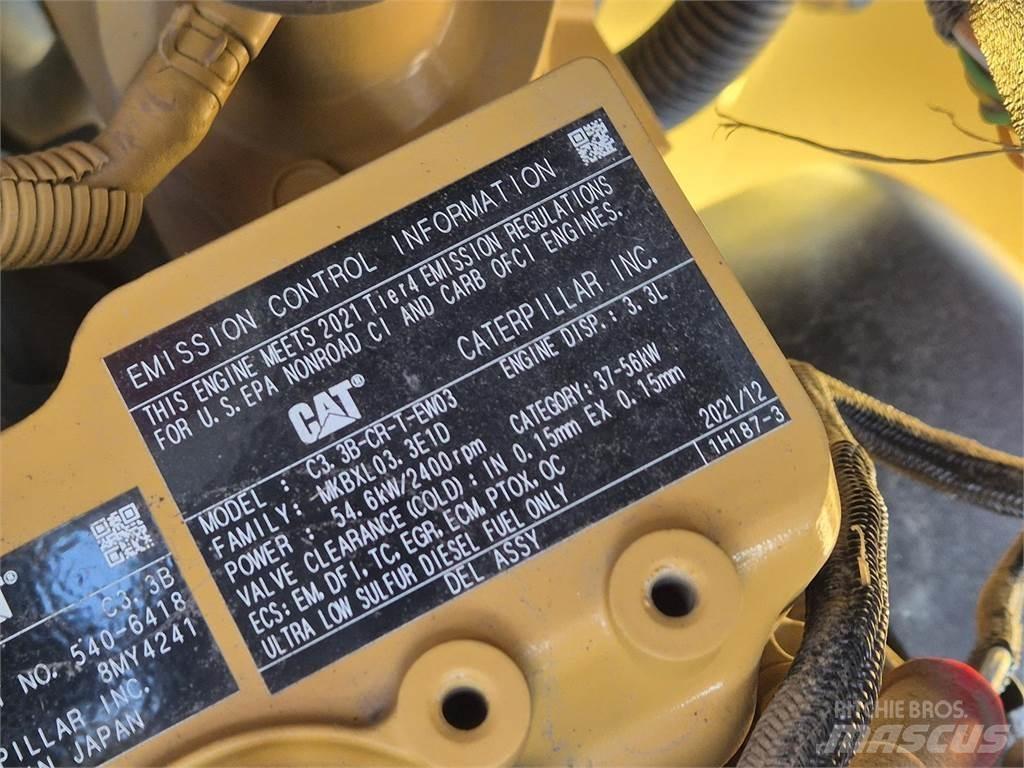 CAT 908 M Chargeuse sur pneus