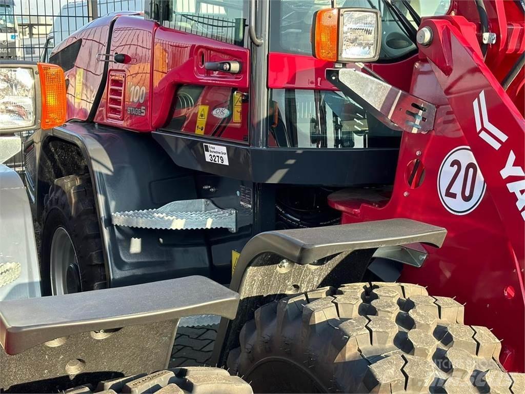 Yanmar V100 Chargeuse sur pneus