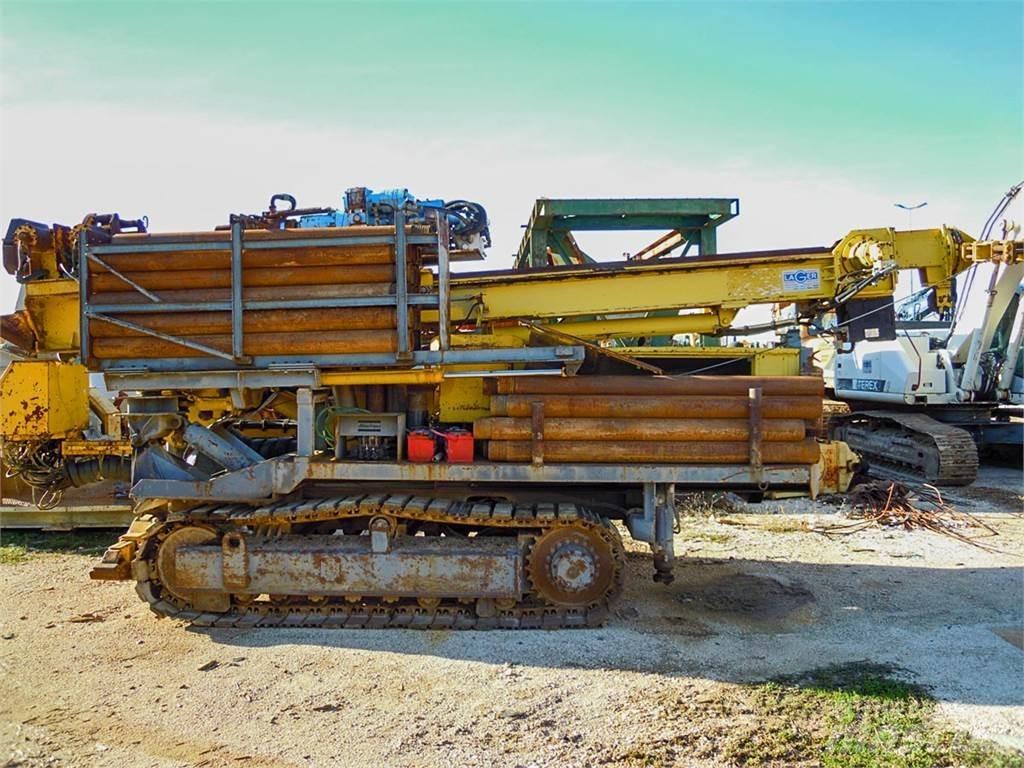 Atlas Copco Mustang 13-F3 Foreuse de surface
