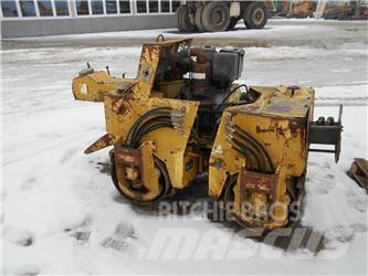 Bomag BW-75AD Rouleaux tandem