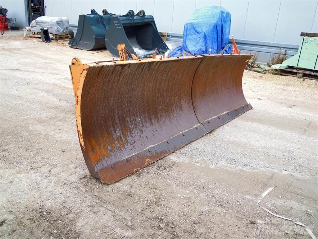  BOMBELLI EFU 28 Chasse neige