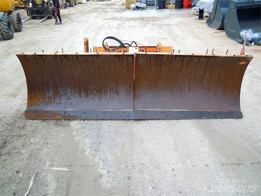  BOMBELLI EFU 28 Chasse neige