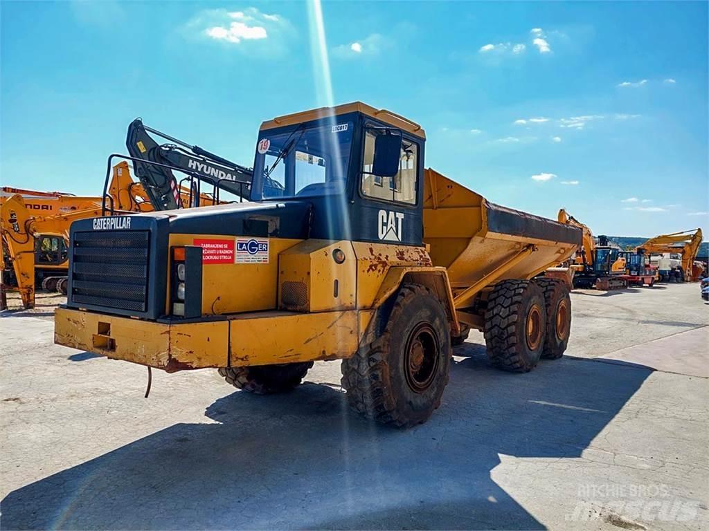 CAT D250E Tombereau articulé