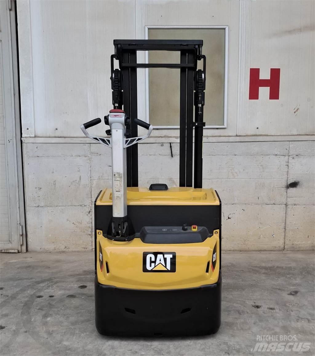 CAT NSP12N2 Transpalette accompagnant