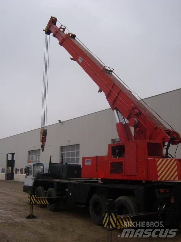 Coles T-321 Grues mobiles