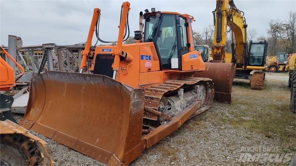 Fiat-Kobelco D180 Bouteurs sur chenilles