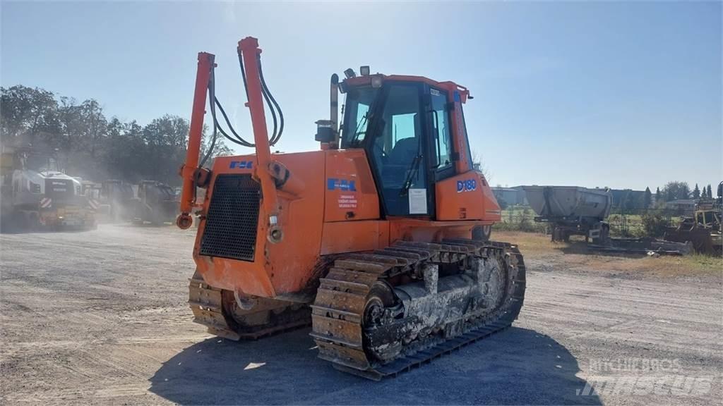 Fiat-Kobelco D180 Bouteurs sur chenilles