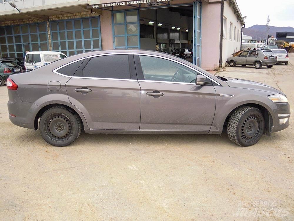 Ford Mondeo Voiture