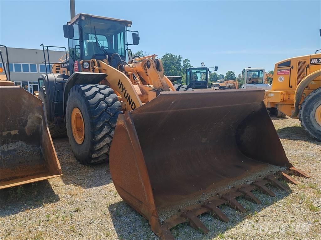 Hyundai HL770-9A Chargeuse sur pneus