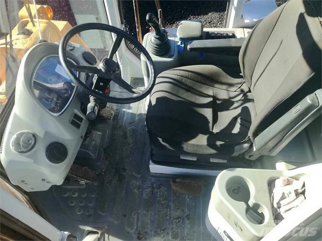 Hyundai HL770XTD-7 Chargeuse sur pneus